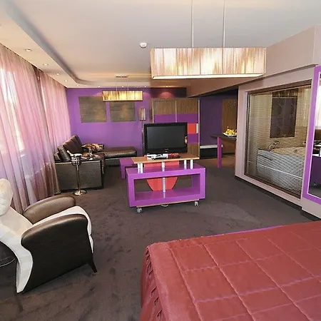 ホテル Leipzig 4*